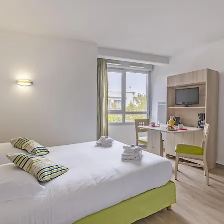 Lagrange Apart'Hotel L'Escale Marine La Rochelle  Exterior photo